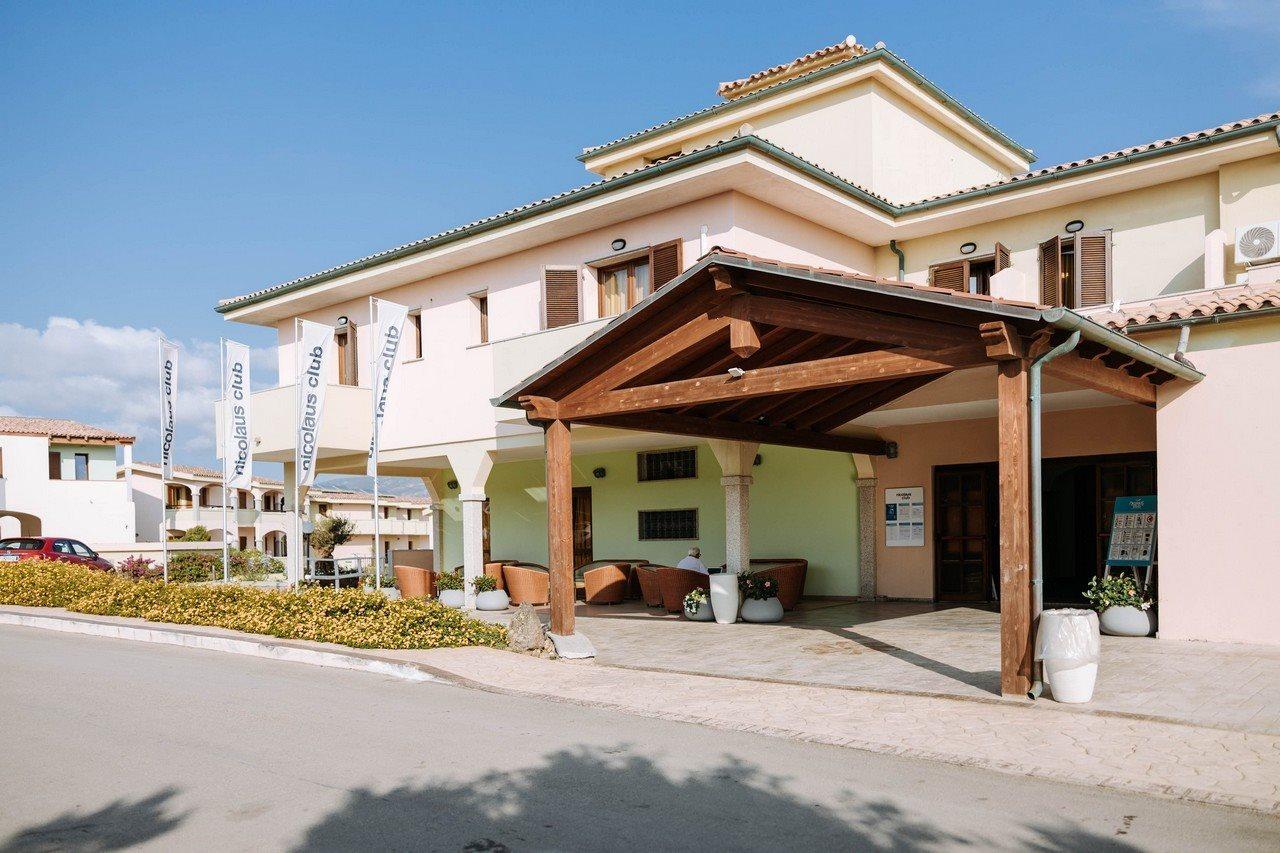 Baia Delle Mimose Aparthotel Badesi Kültér fotó