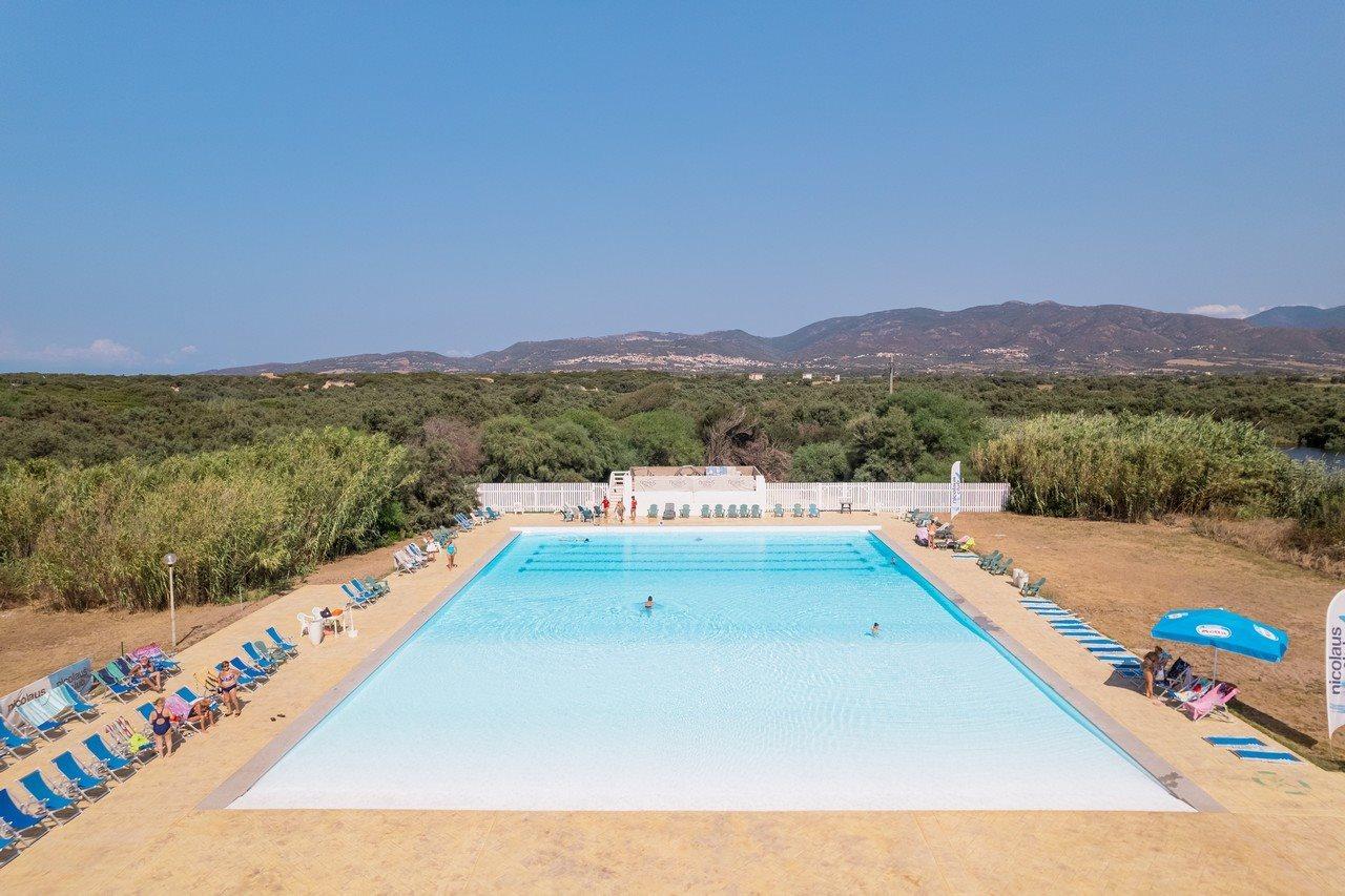 Baia Delle Mimose Aparthotel Badesi Kültér fotó