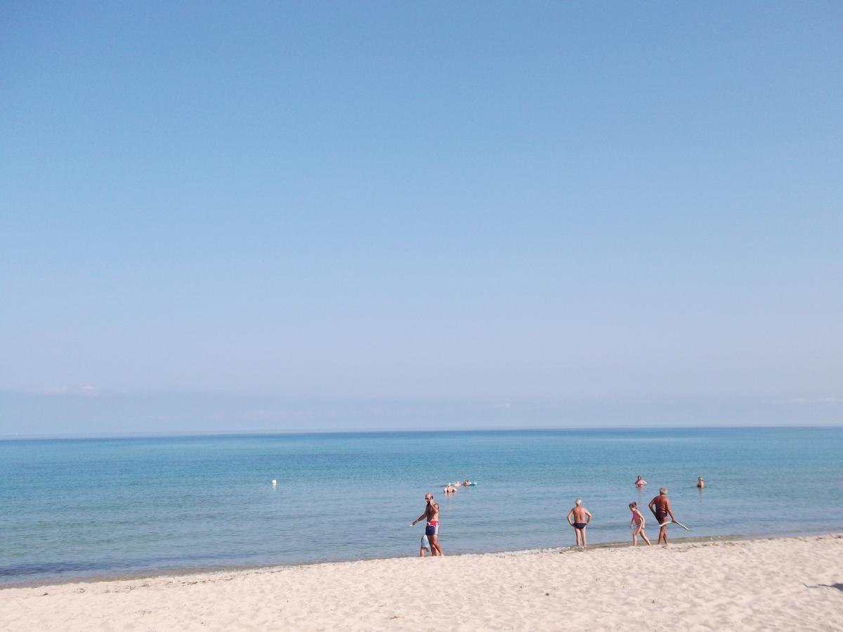 Baia Delle Mimose Aparthotel Badesi Kültér fotó